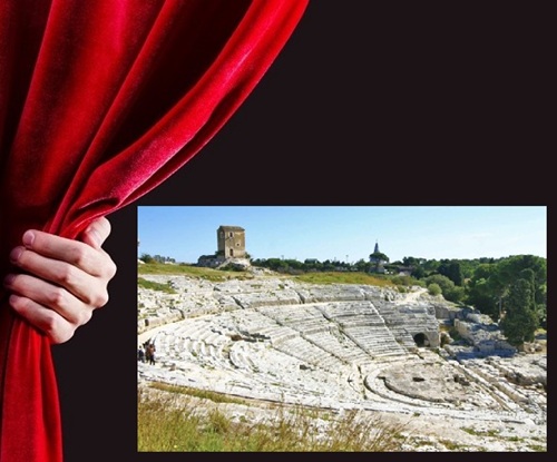 SPIGOLATURE TRA PASSIONE E VITA REALE DA UN GRADINO INVISIBILE DEL TEATRO GRECO